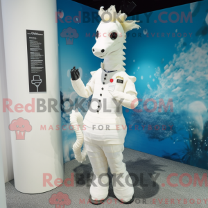 Personnage mascotte d un...