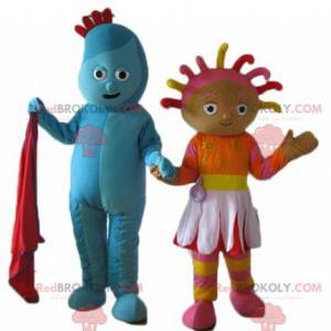 2 mascotes, um de um boneco de neve azul, o outro de uma menina