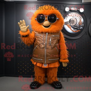 Maskotkarakter af en orange...