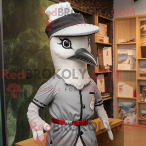 Postava maskota stříbrného...