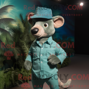 Personagem de máscara de um...