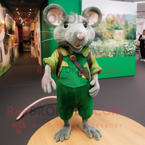 Forest Green Rat mascotte...