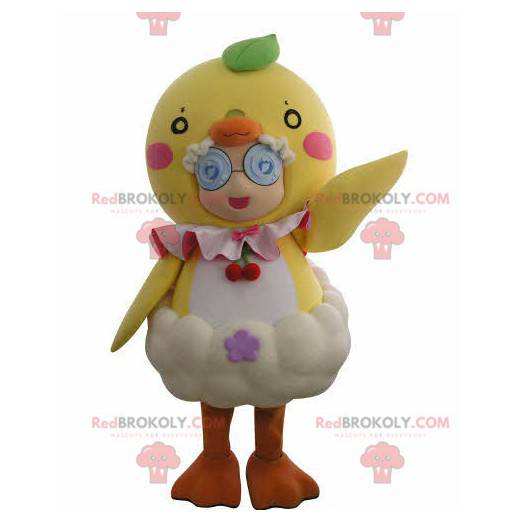 Lille pige maskot forklædt som en kæmpe kylling - Redbrokoly.com
