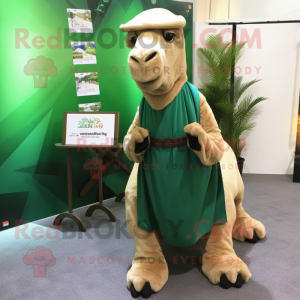 Forest Green Camel mascotte...