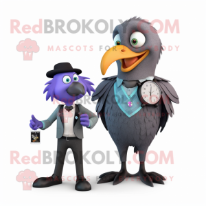 Gray Crow maskot...