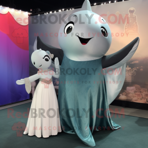 Silver Narwhal mascotte...