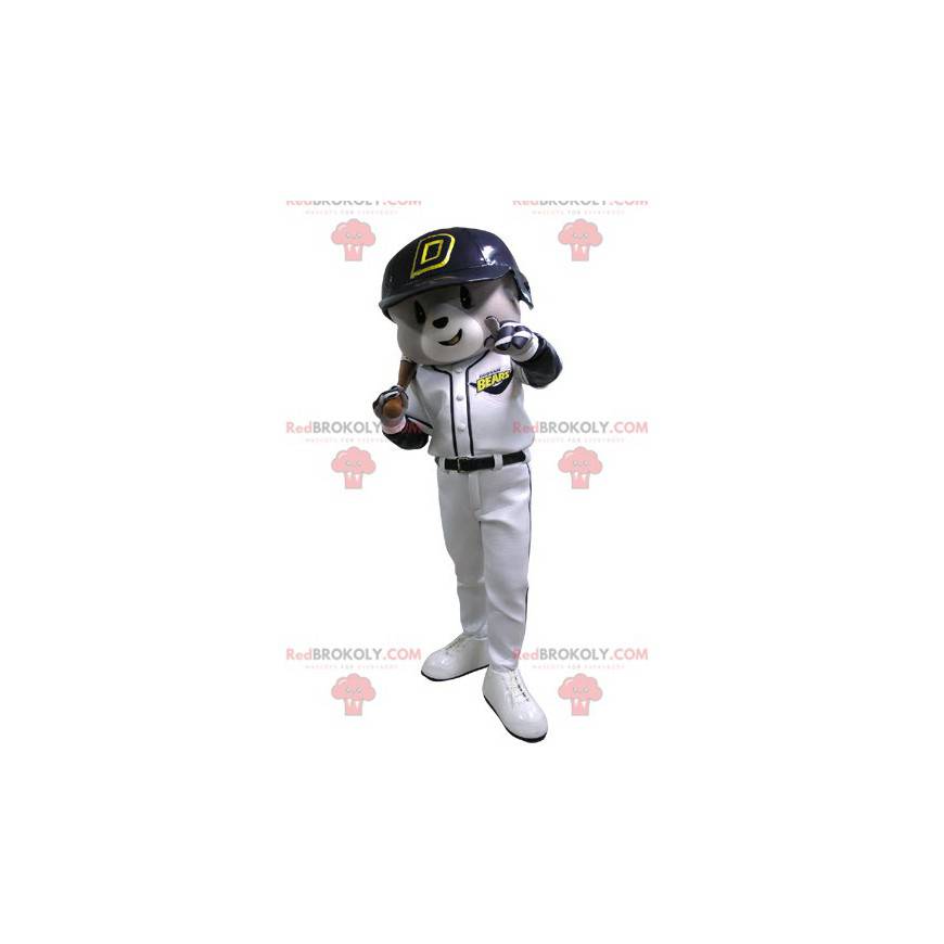 Mascotte d'ours gris et blanc en tenue de baseball -