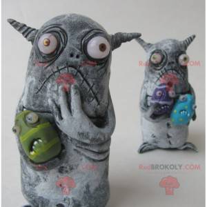 2 maskotter af små grå monstre - Redbrokoly.com