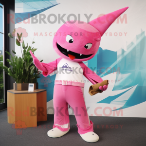 Pink Swordfish maskot...