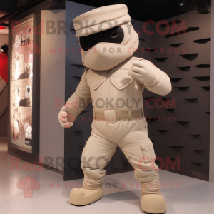 Beige Soldier mascotte...