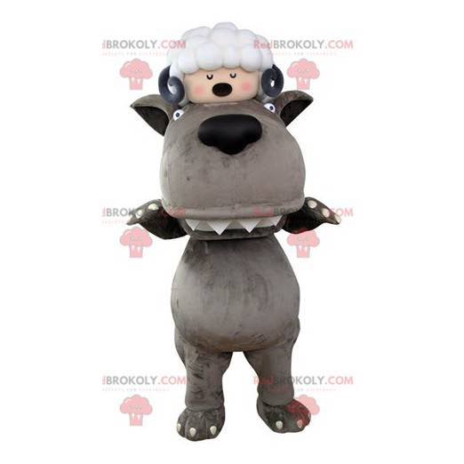 Grijze wolf mascotte met een schaap op het hoofd -