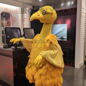 Gold Dodo Bird maskot...