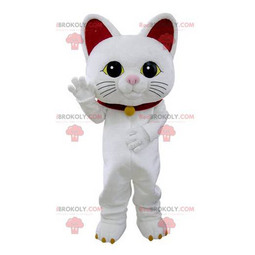 Maneki-neko mascot of the famous lucky cat - Redbrokoly.com