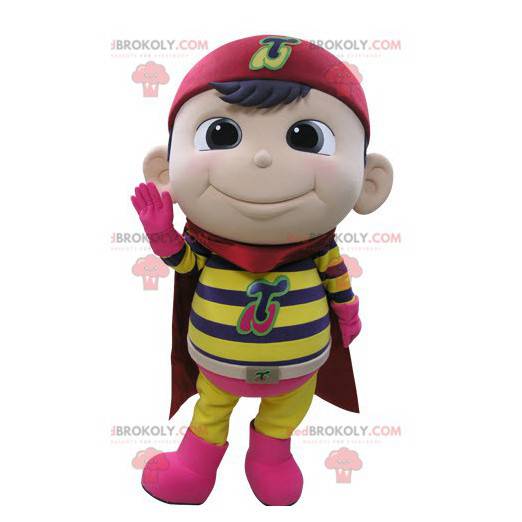 Criança mascote vestida de super-herói - Redbrokoly.com