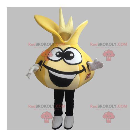 Giant yellow garlic clove onion mascot - Redbrokoly.com