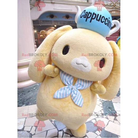 Mascot geel konijn met een theepot op zijn hoofd -