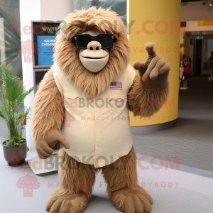 Beige Sasquatch mascotte...