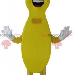 Mascote do boneco de neve amarelo magro sorrindo -