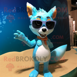 Cyan Fox maskot kostume...