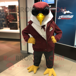 Maroon Falcon maskot...