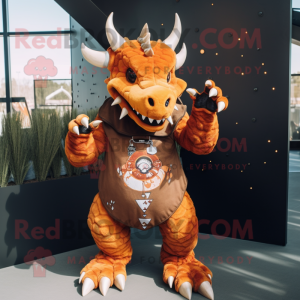 Rust Triceratops maskot...