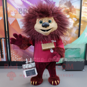 Maroon Porcupine mascotte...