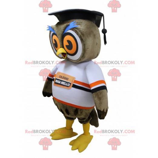 Brown Owl Maskottchen mit einem Hut des neuen Absolventen -