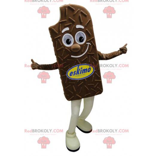 Mascota de helado de chocolate gigante y sonriente -