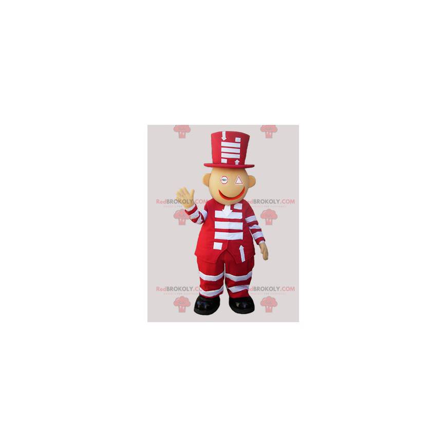 Mascota de muñeco de nieve rojo y blanco con un gran sombrero -
