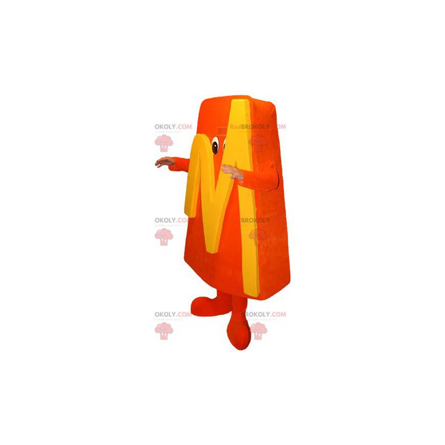 Mascota de muñeco de nieve naranja con la letra M -