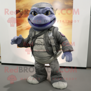 Gray Turtle mascotte...