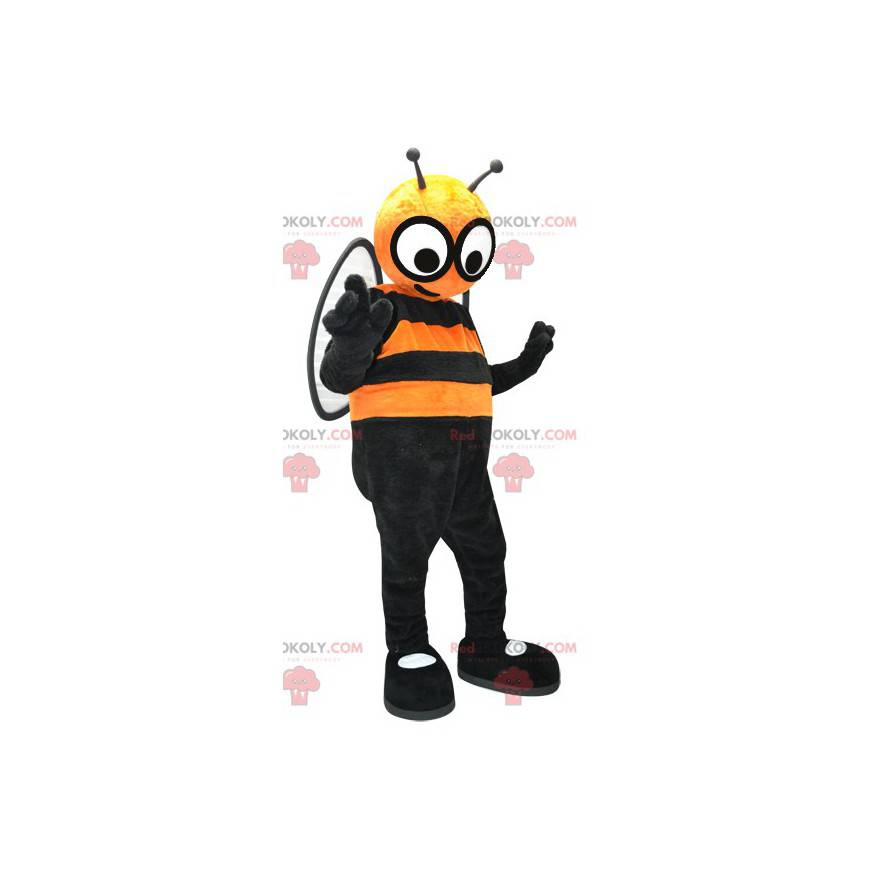 Mascota de abeja naranja y negra con ojos grandes -