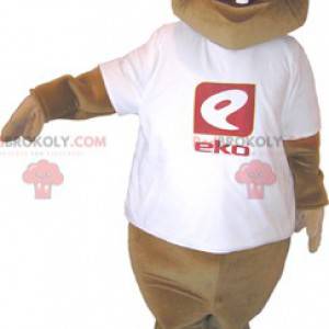 Mascota de castor marrón con una camiseta blanca -