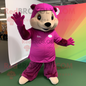 Magenta Beaver maskot...