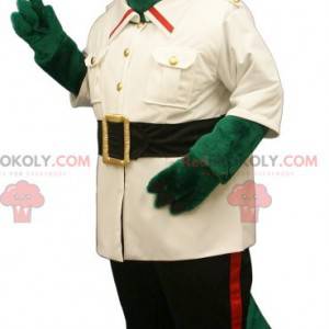 Mascote crocodilo verde vestido como um explorador -