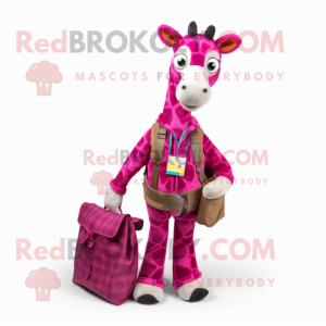 Magenta giraffe mascotte...