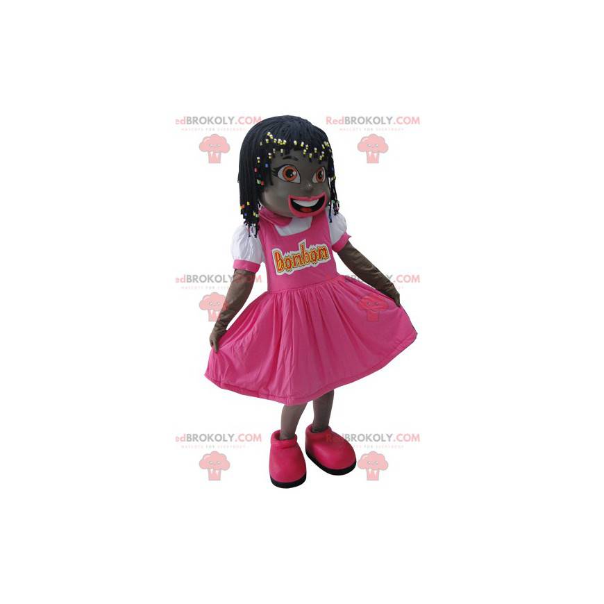 Klein Afrikaans meisje mascotte, gekleed in roze -