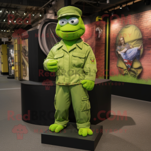 Lime Green Commando maskot...