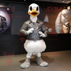 Silver Goose mascotte...