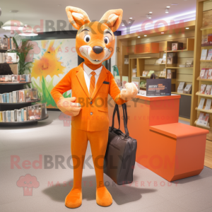 Orange Roe Deer mascotte...