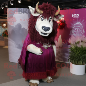 Maroon Yak maskot kostume...