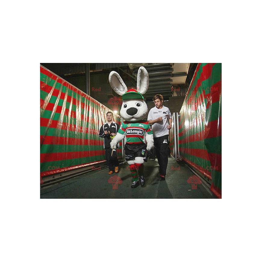 Gran mascota de conejo blanco en ropa deportiva - Redbrokoly.com