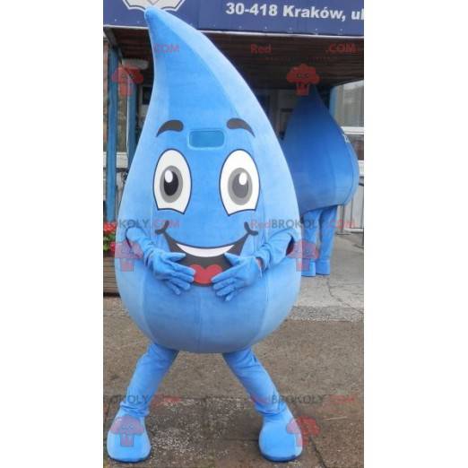 Mascotte gigante e sorridente della goccia d'acqua. Mascotte