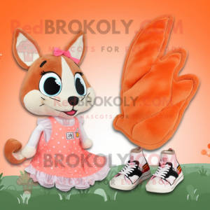 Peach Squirrel maskot...