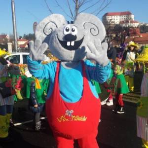 Mascot ratón gris gigante vestido con un mono - Redbrokoly.com