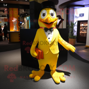 Yellow Penguin mascotte...