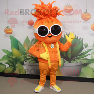 Orange Pineapple mascotte...