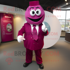 Magenta forlovelsesring...