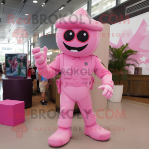 Pink Soldier mascotte...