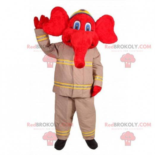 Maskottchen des roten Elefanten im Feuerwehr-Outfit -